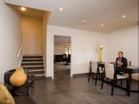  Vacation Hub International | Greenlane Suites Lobby