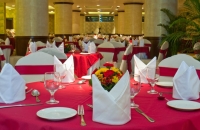  Vacation Hub International | City Seasons Al Hamra Hotel Lobby