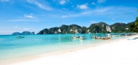  Vacation Hub International | Andaman Beach Resort Lobby