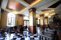  Vacation Hub International | Luneta Hotel Lobby