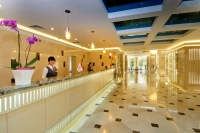  Vacation Hub International | Crowne Plaza Moscow World Trade Centre Lobby