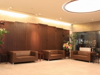  Vacation Hub International | Hearton Minami Senba Lobby