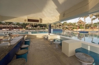 Vacation Hub International | Iberostar Cancun Lobby