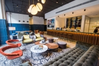  Vacation Hub International | Veriu Central Lobby
