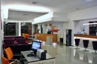  Vacation Hub International | Portus Cale Hotel Lobby