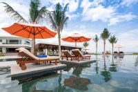  Vacation Hub International | Cam Ranh Riviera Beach Resort & Spa Lobby