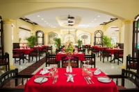  Vacation Hub International | SeaGarden Beach Resort Lobby