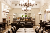  Vacation Hub International | Des Colonies Hotel Lobby