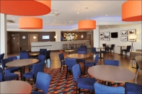  Vacation Hub International | Holiday Inn Express Liverpool - Hoylake Lobby
