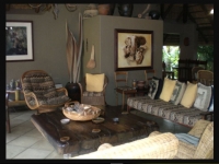  Vacation Hub International | Mhlati Guest Cottages Lobby