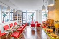  Vacation Hub International | Monterosa Astotel Lobby