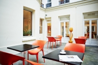  Vacation Hub International | New Hotel Lafayette Lobby