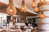  Vacation Hub International | Holiday Inn Express Durban - Umhlanga Lobby