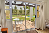  Vacation Hub International | The Gables Lobby