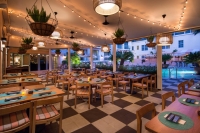  Vacation Hub International | Plymouth Hotel Miami Lobby