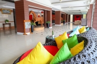  Vacation Hub International | Golden Sea Pattaya Hotel Lobby