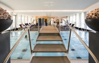  Vacation Hub International | Steigenberger Airport Hotel Lobby