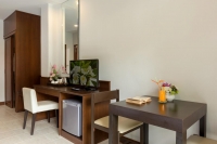  Vacation Hub International | The Holiday Resort Lobby