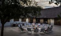  Vacation Hub International | Monate Game Lodge Lobby