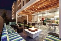  Vacation Hub International | Home2 Suites by Hilton College Station Lobby