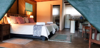  Vacation Hub International | Kingfisher Bush Lodge Lobby