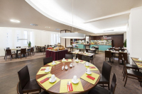  Vacation Hub International | Azimut Hotel Cologne Lobby