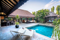  Vacation Hub International | Gili Villas Lobby