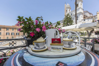  Vacation Hub International | Trinita Dei Monti Lobby