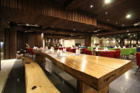  Vacation Hub International | The Bene Hotel Lobby