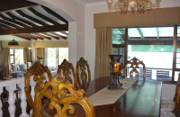  Vacation Hub International | GinaZ BnB - Acacia Suite Lobby