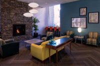  Vacation Hub International | The Midtown Hotel Lobby