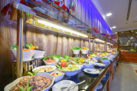  Vacation Hub International | Al Ansar Golden Tulip Lobby