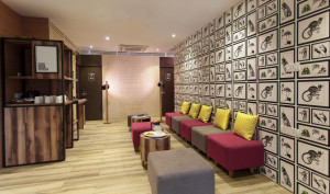  Vacation Hub International | iStay Hotels MIDC Andheri Lobby