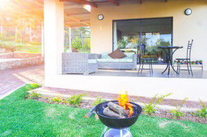  Vacation Hub International | Cinzaco Dullstroom Lobby