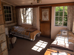  Vacation Hub International | Clarens Butterfly Beds - Berg Cottage Lobby
