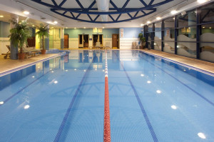 Vacation Hub International | Holiday Inn Barnsley Lobby