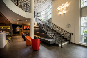  Vacation Hub International | Kyriad Paris Bercy Village Lobby