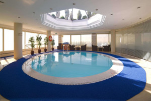  Vacation Hub International | Best Western PLUS The President Hotel Lobby
