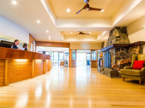 Vacation Hub International | Freycinet Lodge Lobby