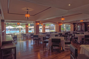  Vacation Hub International | Bourbon Cataratas do Iguaçu Resort Lobby