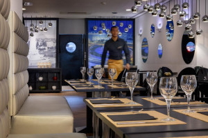  Vacation Hub International | Hotel Expo Astória Lobby