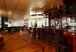  Vacation Hub International | Hotel NH Best Lobby