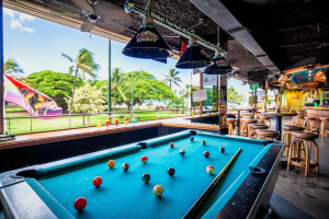  Vacation Hub International | Waikiki Grand Hotel Lobby