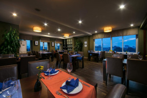  Vacation Hub International | Anise Hanoi Hotel & Spa Lobby