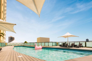  Vacation Hub International | Voco Gold Coast Lobby