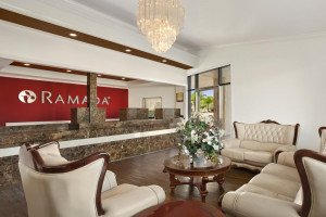  Vacation Hub International | Ramada by Wyndham Torrance Lobby