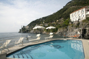  Vacation Hub International | Revello Art Hotel Marmorata Lobby