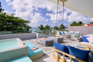  Vacation Hub International | Les Estivales Beachfront Suites and Penthouses by LOV Lobby