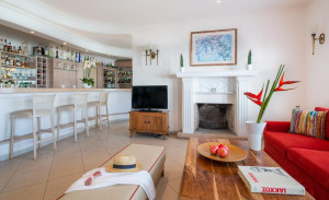  Vacation Hub International | Mykonos Adonis Hotel Lobby