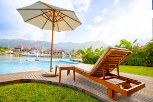  Vacation Hub International | Eden Island Luxury Apartments Lobby